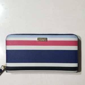 Kate Spade wallet 💙❤🖤